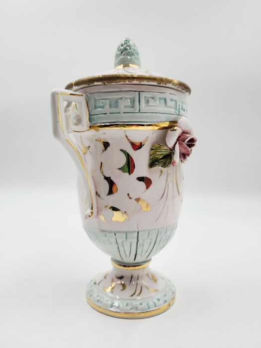 Bogato zdobiona, włoska, ceramiczna, ręcznie malowana waza