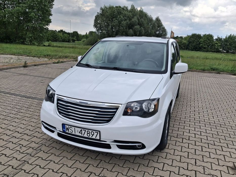 Chrysler Town & Country Chrysler Town & Country 2015 rok Touring 3,6