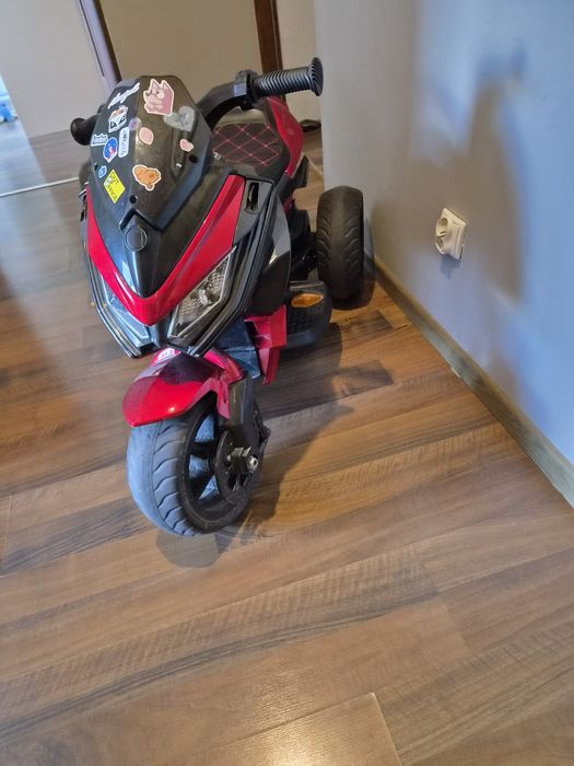 Motor elektryczny