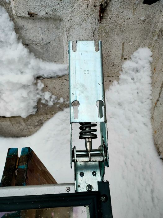 Szyba gięta, szklarnia, inspekt, świetlik , drzwi szkło hartowane.