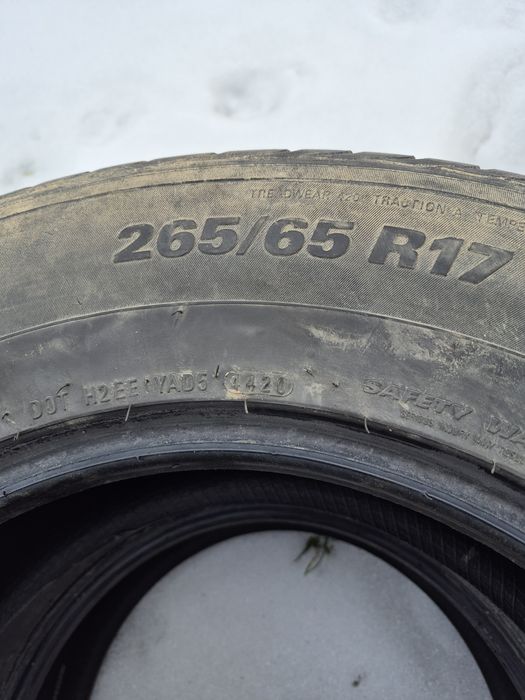 Продам шини  Kumho 365.65.r17