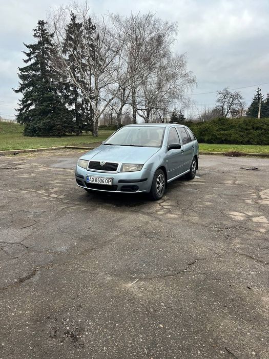 Авто на повному ходу 
Було пройдене планове ТО з заміною  рідин,фільтрів,грм та роликів
Двигун та КПП без проблем 
Ходова була перебрана 
По кузову є незначні нюанси,нічого критичного
Надійне та економне авто
Можливий обмін
Переоформлення або доручення