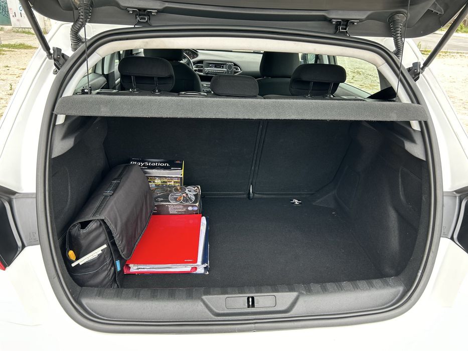 Peugeot 308 1.6 blue hdi