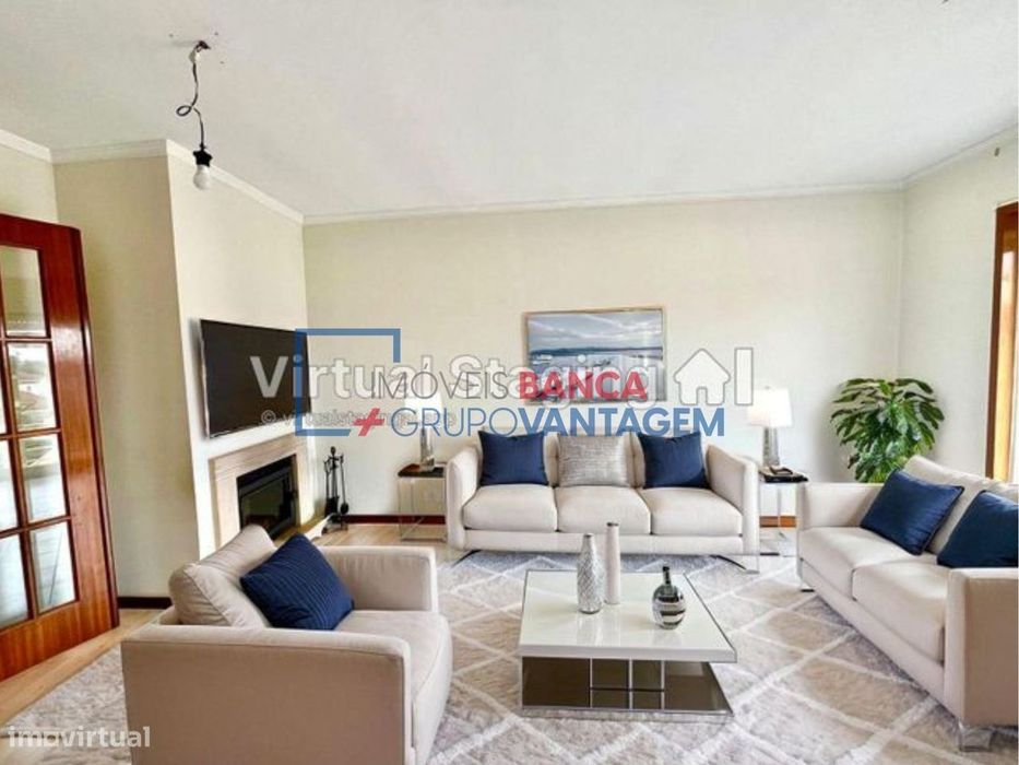 Apartamento T2 C/Varanda - Gondomar