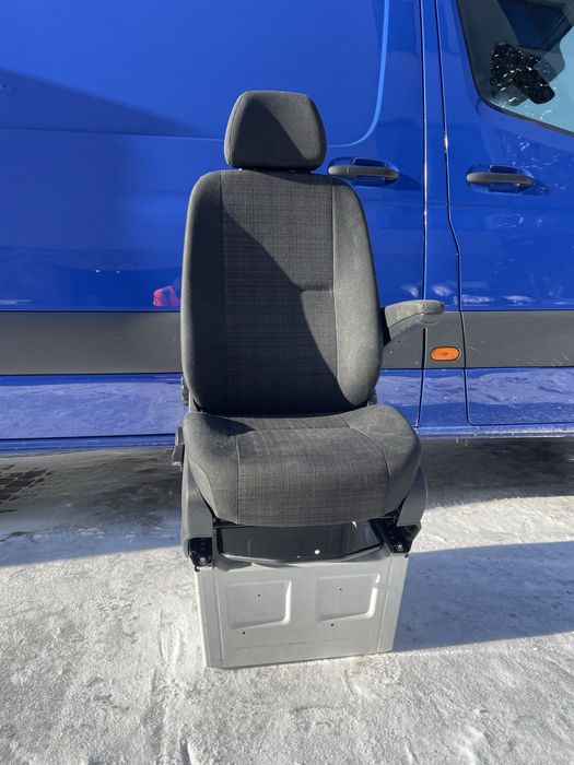 Сидіння підлога коврик 906 907 спрінтер