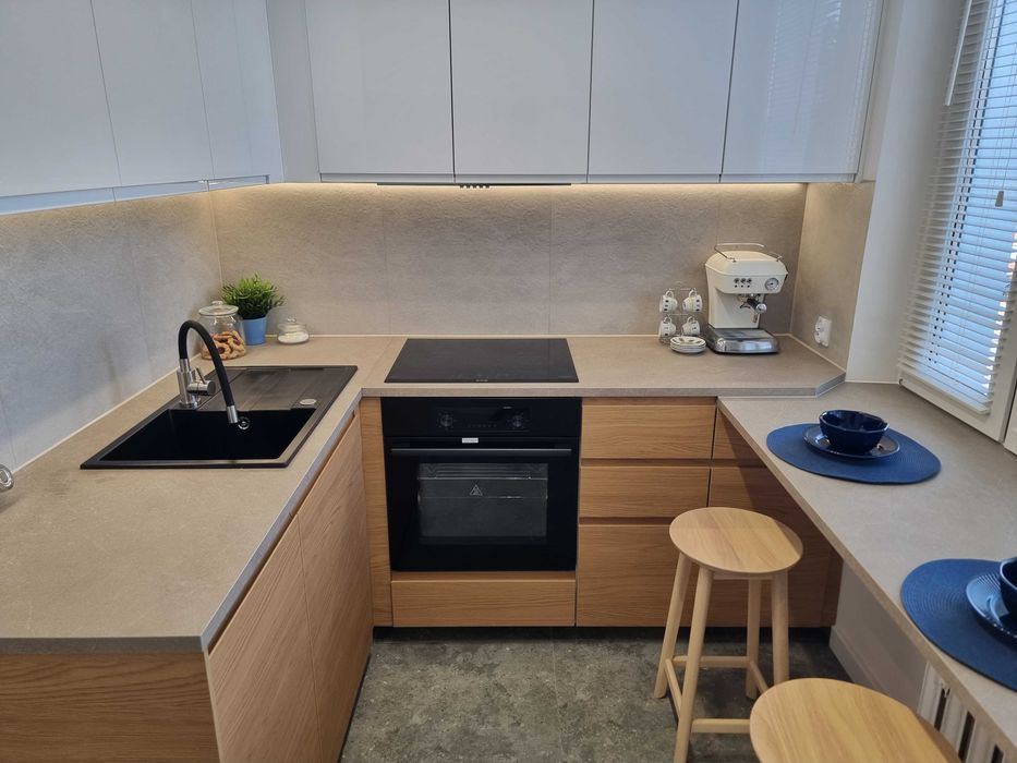4 pokoje, osobna kuchnia — wygodne po remoncie | 58 m²