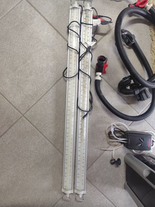 Aquário com todos os acessórios