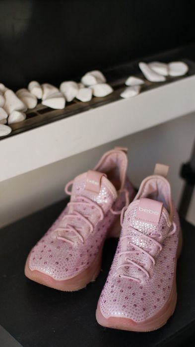 Продам Кроссовки bebe Leyla Blush