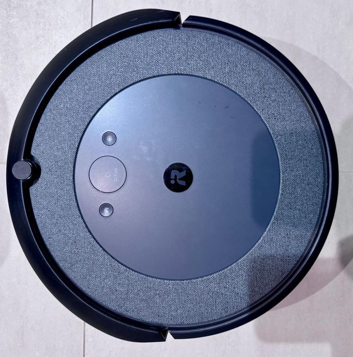 Robot sprzątający iRobot Roomba i3+ wraz ze stacją oczyszczającą