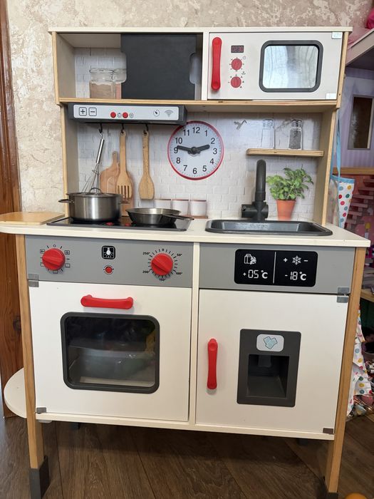 Продам дитячу кухню