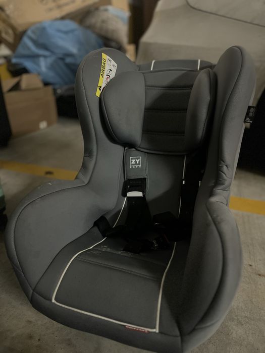 Cadeira auto Zippy 0-18kg com redutor
