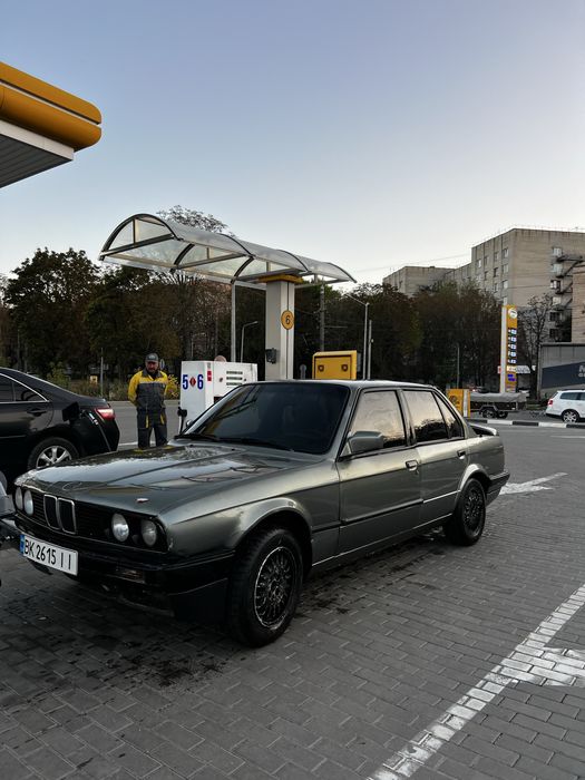 Продам BMW e30 1.8 Газ/Бензин
