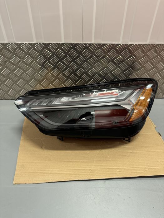 Lewa lampa AUDI Q5 80A FULL LED MATRIX LIFT USA Kompletna Reflektor