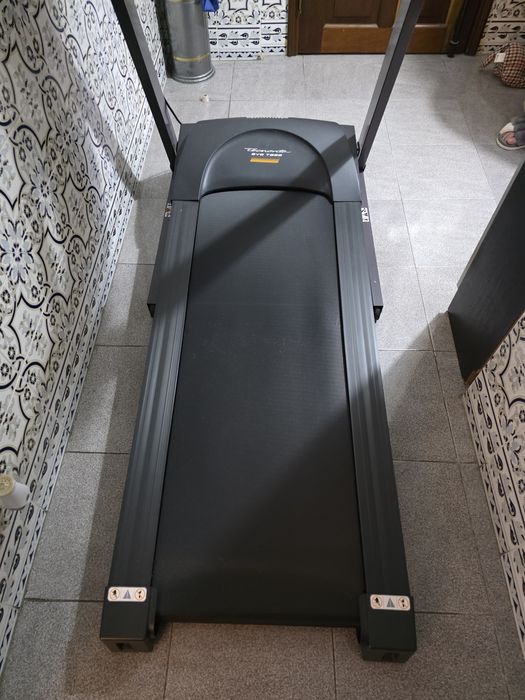 Passadeira Tecnovita Evo T900 nova, dobrável