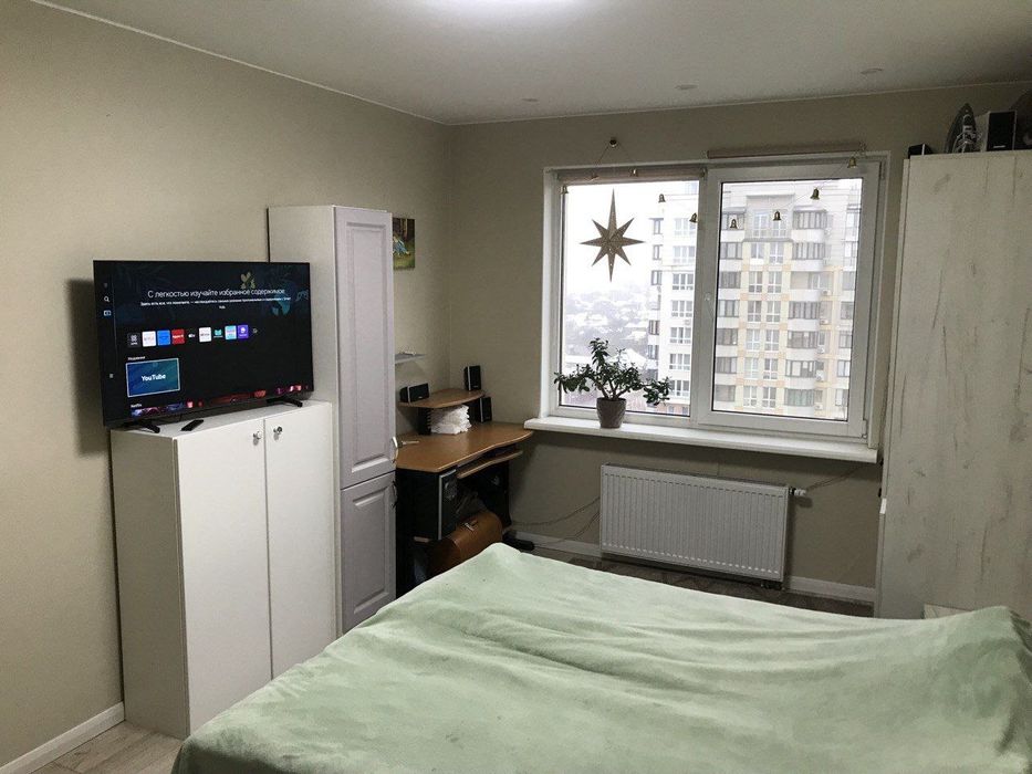 Продам однокімнатну квартиру в центрі Вишневого