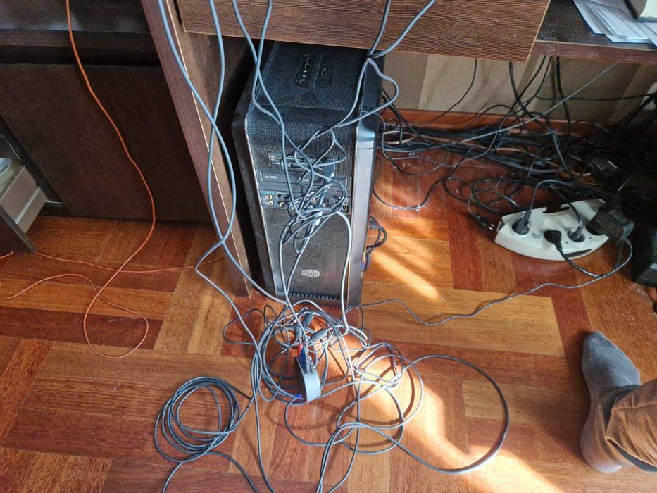 Logitech GROUP PTZ pro 2 с двумя микрофонами с базой управления