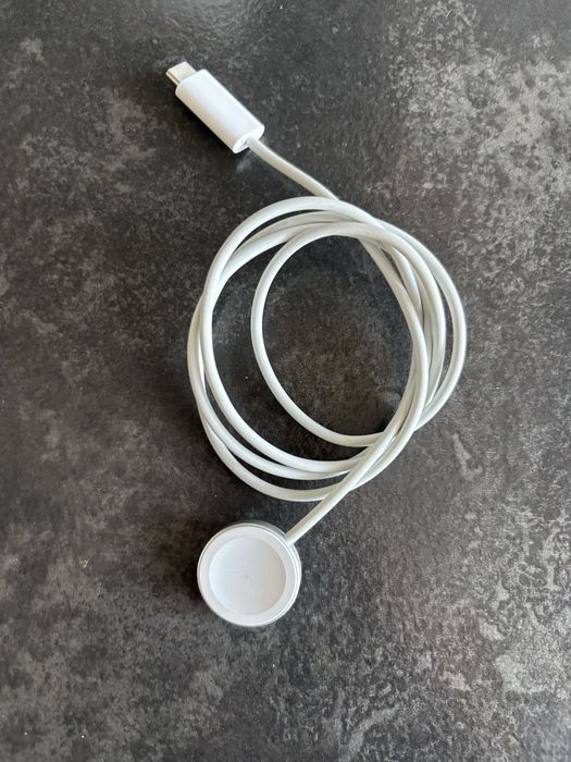 Apple watch series 8
