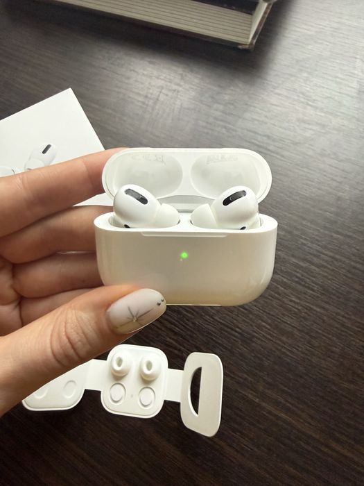 AirPods Pro (1 покоління), оригінал