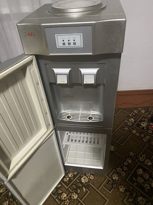 Кулер для холодної,гарячої води LC -AEL-606