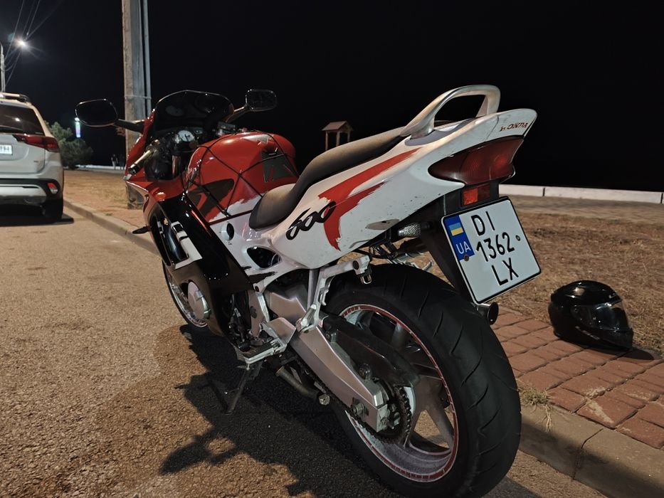 Продам Honda CBR 600F с переоформлением