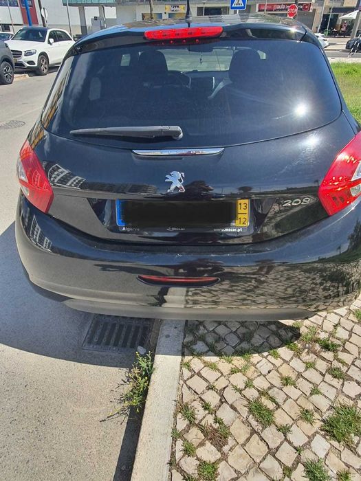 Peugeot 208 2013 — photo 2