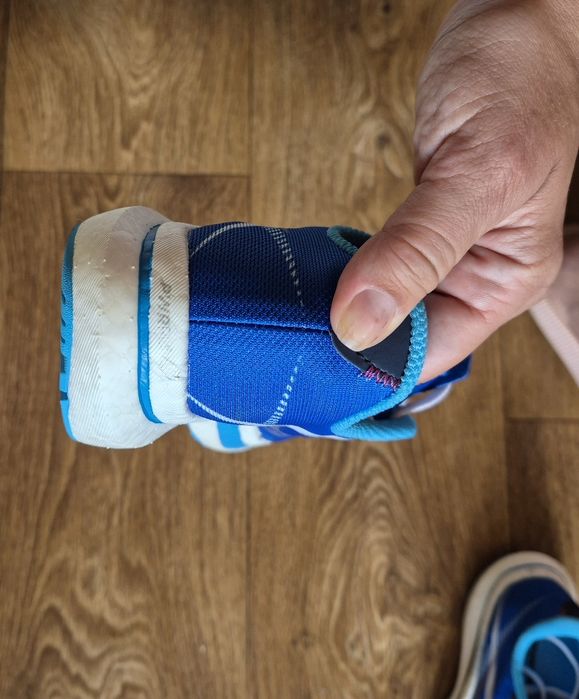 Бігові кросівки saucony Endorphin Pro 2