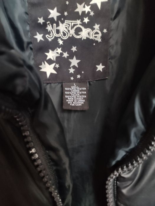 Продам женские куртки