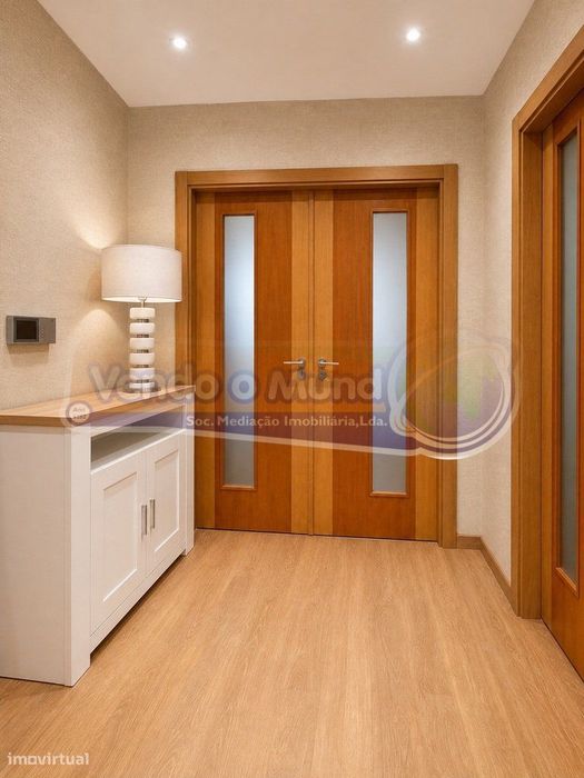 Apartamento T2 em Loures (LXLR045)