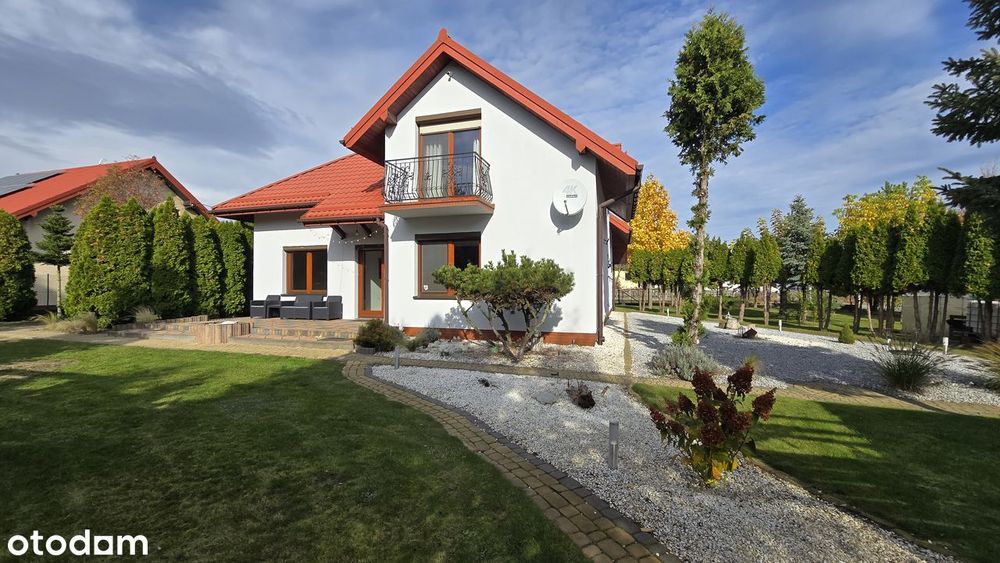 Dom energooszczędny z pięknym ogrodem – Turów