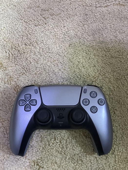 Продам Dualsense для PS5 Silver