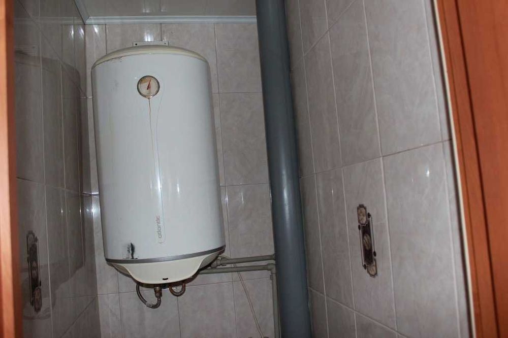 Продам 2-кімнатну квартиру 54 м² | 7 поверх | пластикові вікна (від власника)