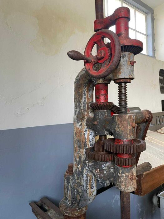 Engenho Antigo para Decoração