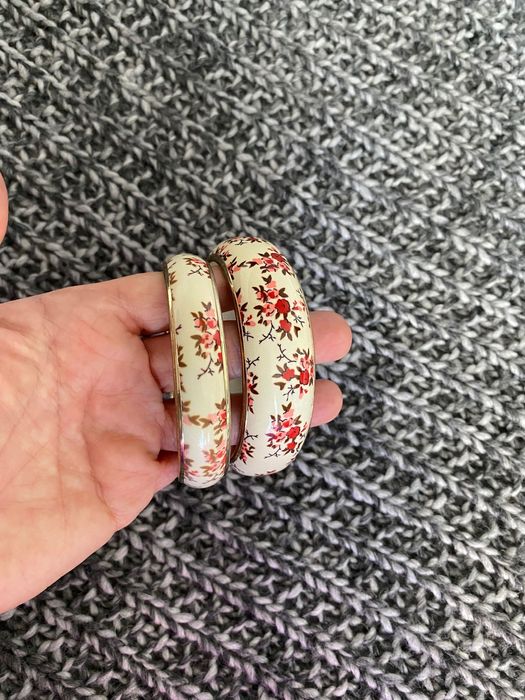 Zestaw bransoletek 4 sztuki - nowy