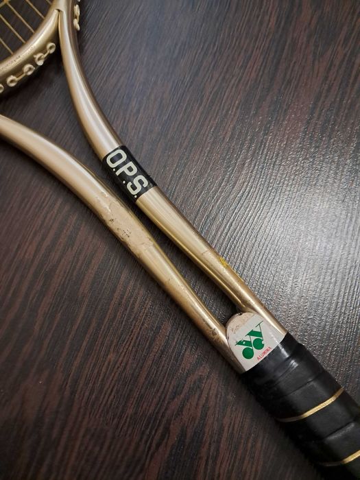 Теннисная ракетка YONEX профессиональная Япония