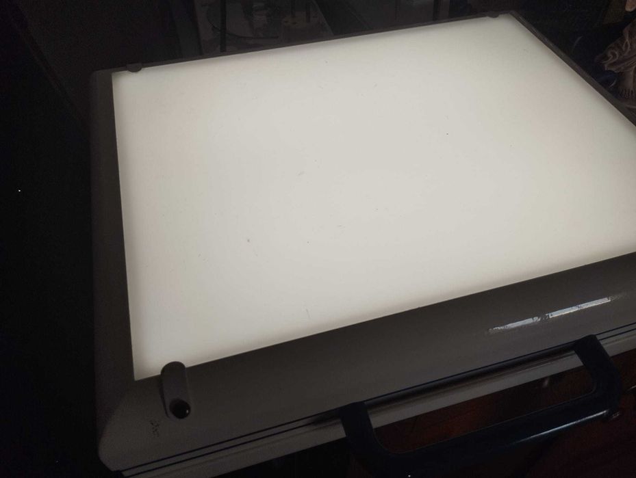 Caixa de Luz Profissional Master