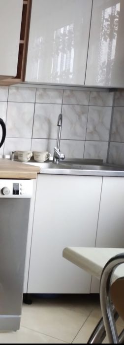 Jak Nowy Zlew z Baterią i syfonem.