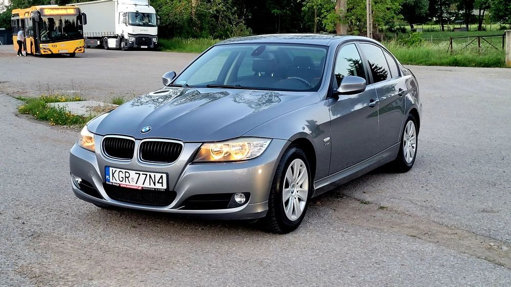 BMW Seria 3 BMW E90 2.0d XDrive Automat