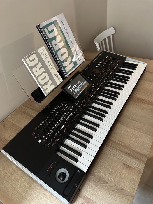 Korg PA4X синтезатор