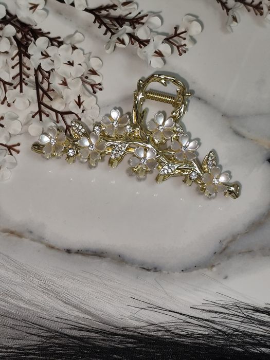 Klamra do włosów na bogato sakura