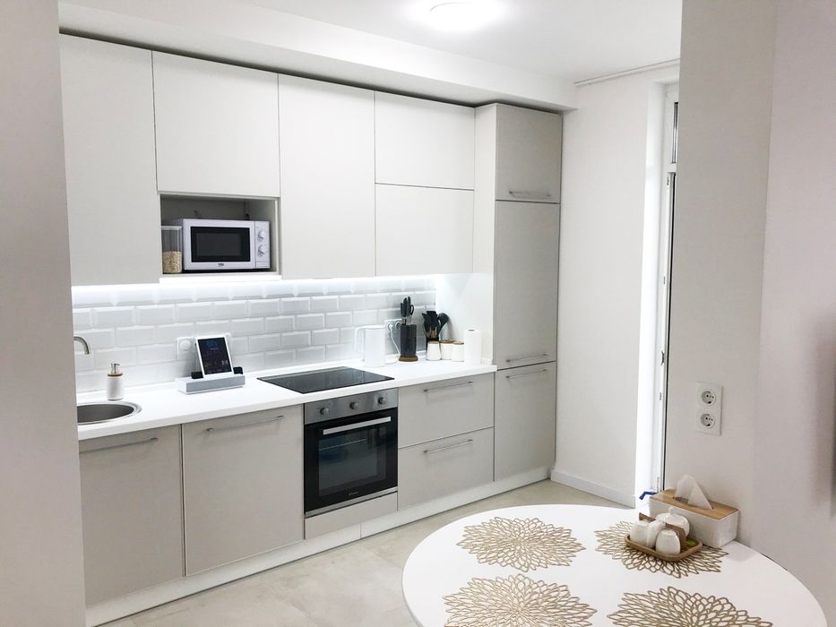 Сдам посуточно,  3 этаж, м Минская 10 м пешком, Богатырская 6А