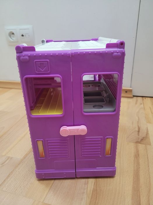Kamper foodtruck Barbie
