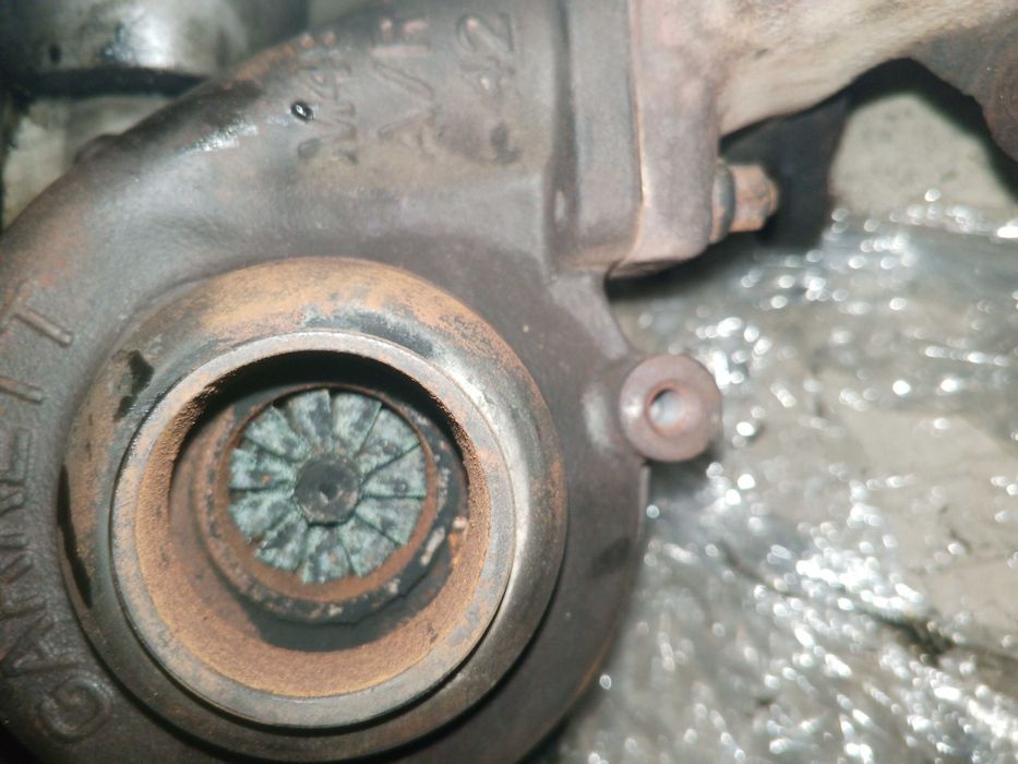 продам турбіну  на 1.6 hdi Citroen Grand C4 Picasso .