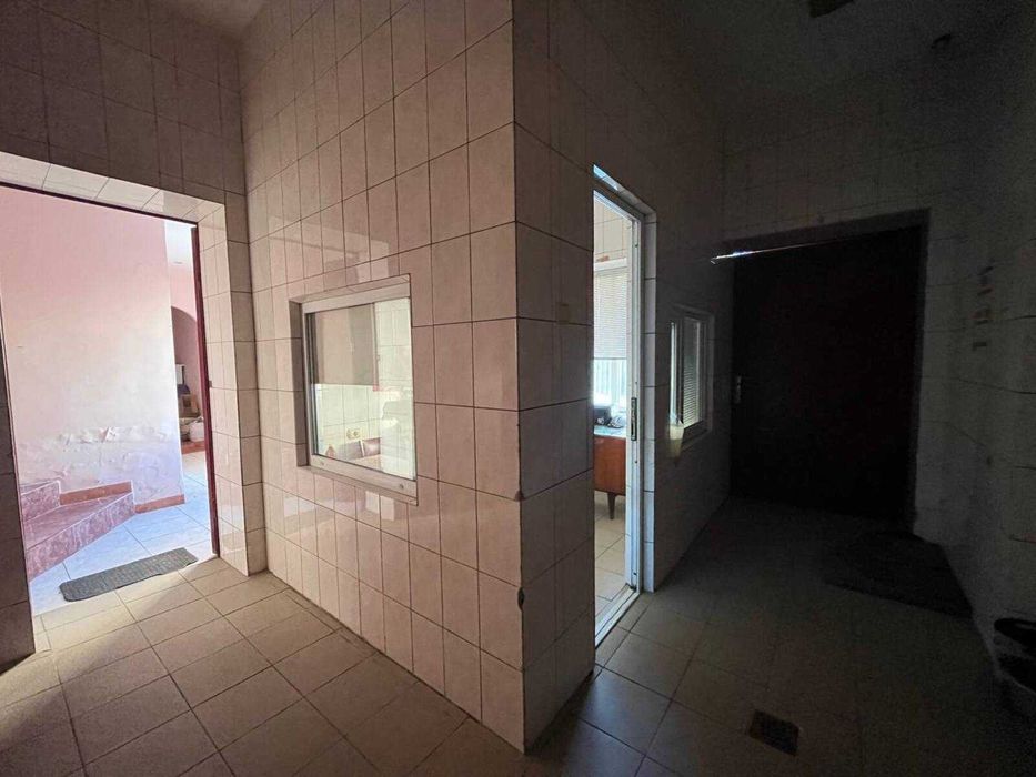 Продаж виробництва ковбасних виробів. 800м2, 7 соток + обладнання