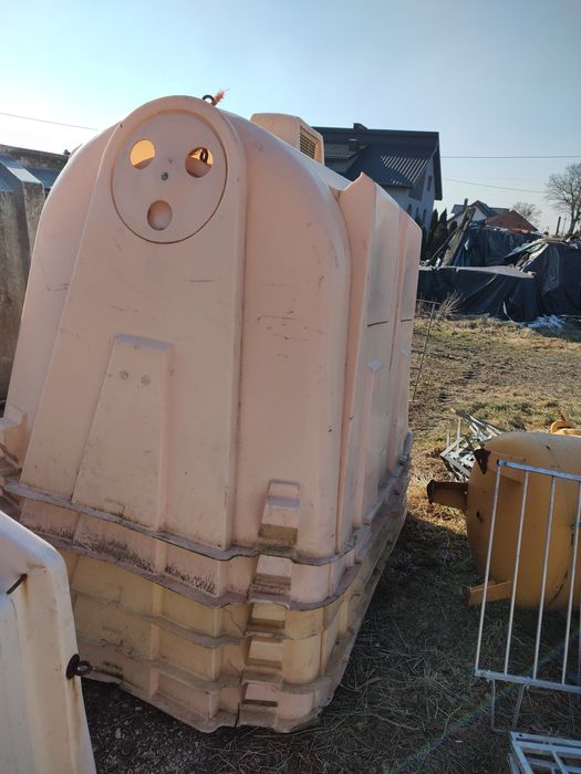 Budki dla cielat / iglo dla cieląt