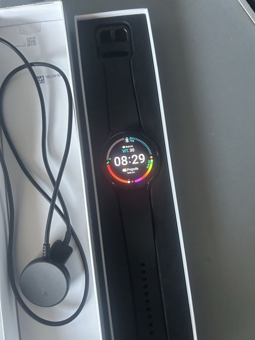 Galaxy Watch 4 44mm jak nowy