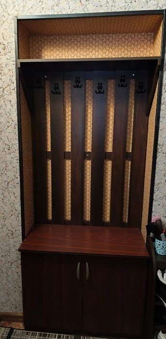 Прихожа в ваш передпокій.