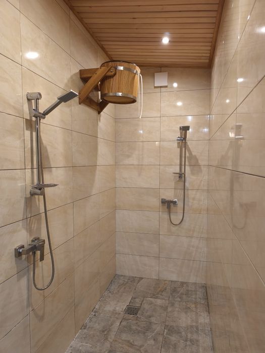 Подобова оренда будинку з басейном. Чан. Сауна. Посуточная аренда дома