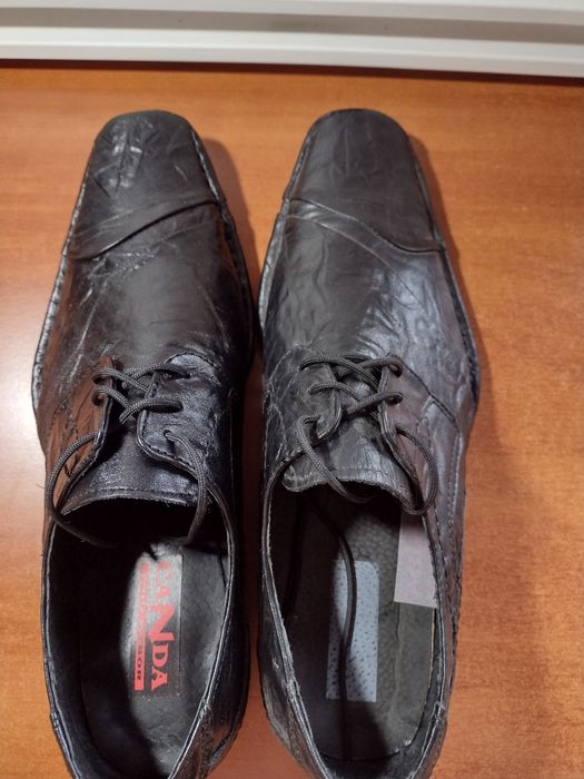 Buty marki Canda