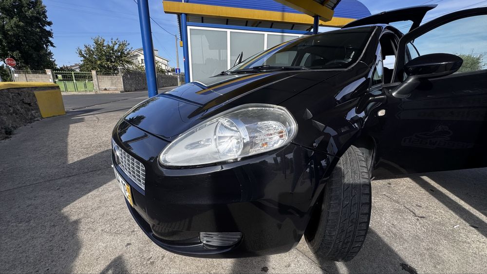 Punto - 2010 - Preto