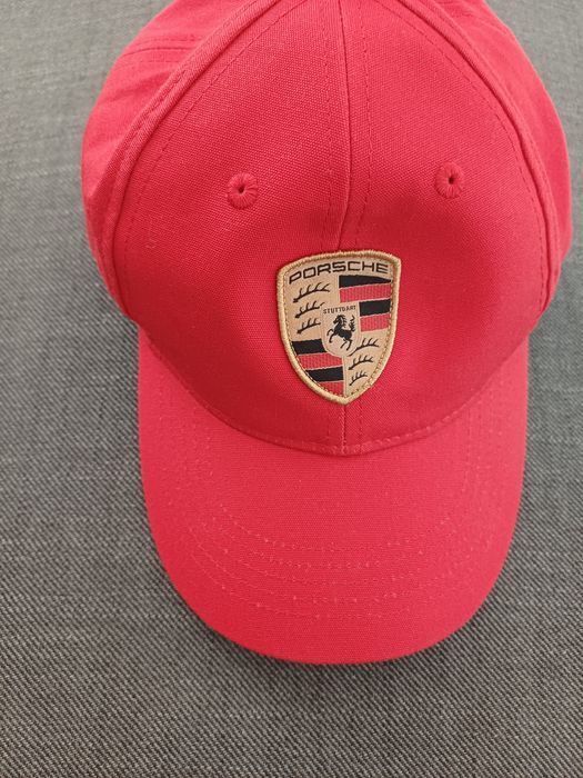 Stylowa czapka dziecięca z herbem Porsche z przodu